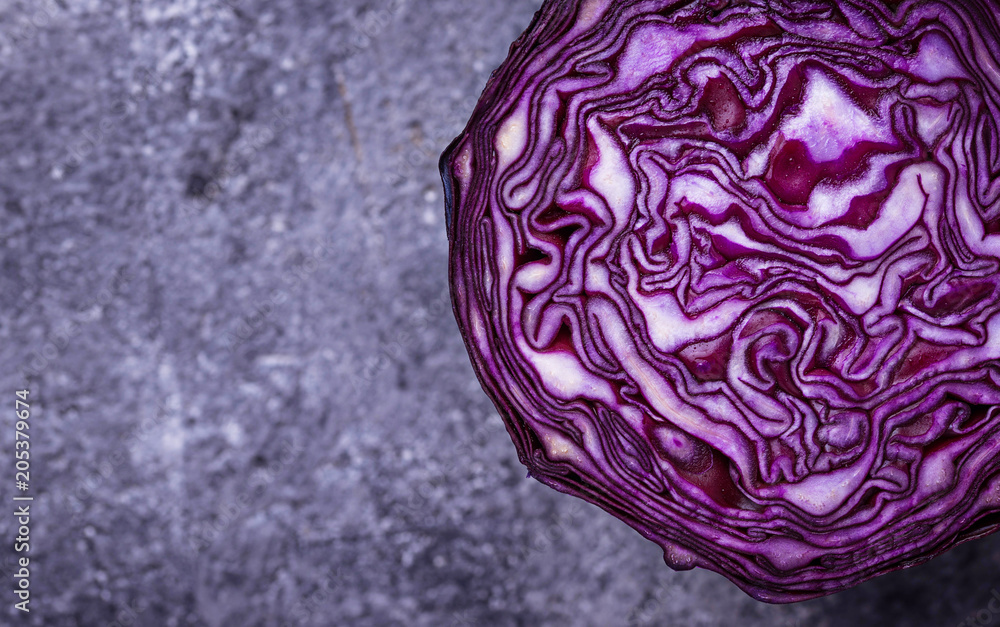 Obraz premium Cut red cabbage. Top view