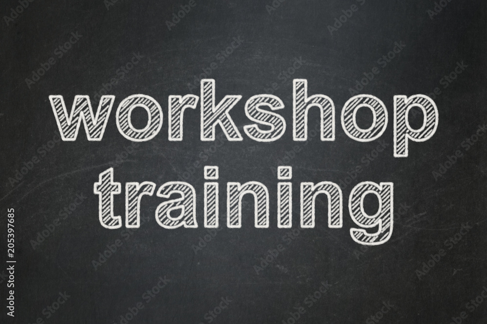 Obraz premium Education concept: text Workshop Training on Black chalkboard background
