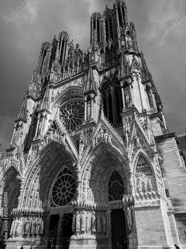 Beautiful black and white image of Reims Cathedral - impressive architecture © photoenthusiast
