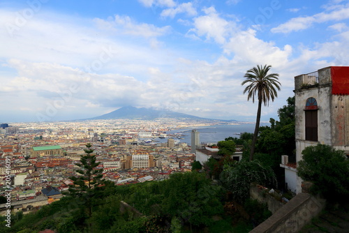 Veduta panoramica di Napoli dal Vomero