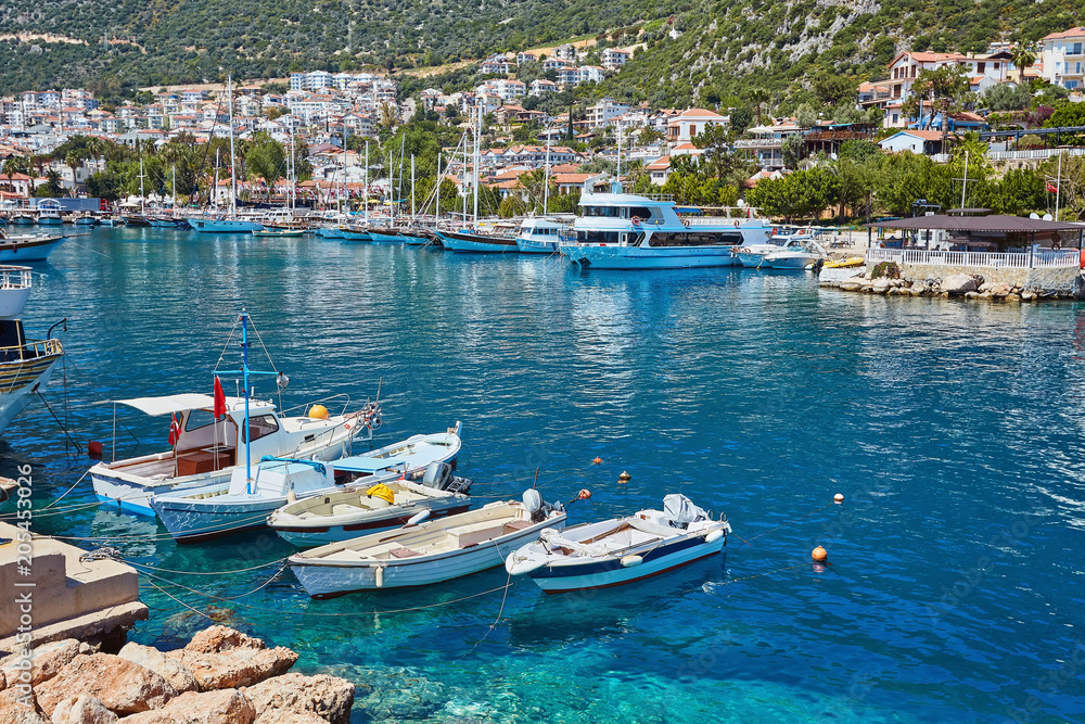 Obraz premium port in a picturesque Mediterranean lagoon