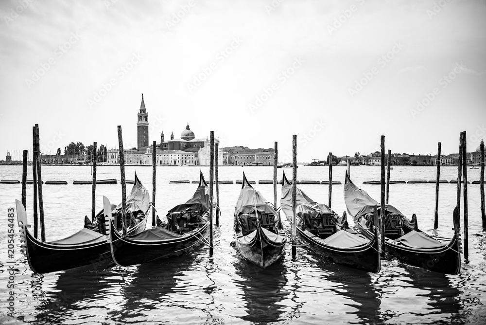 Empty Gondola's