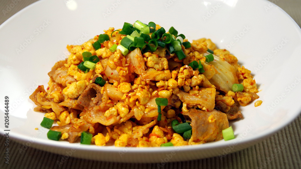 炒り豆腐とキムチの炒め物 炒り豆腐とキムチの炒め物