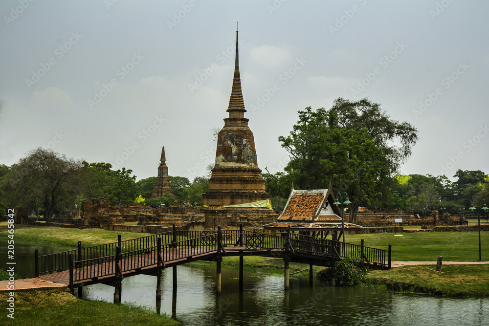 Fototapeta premium The Old Brick Pagada in Phranakornsri Ayutthaya Province,Thailand