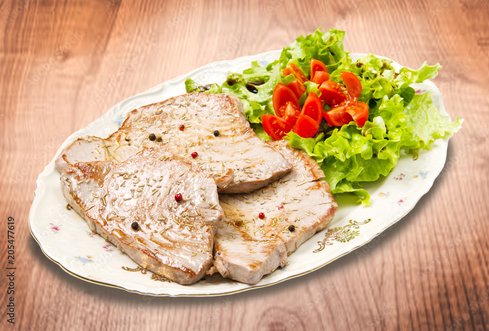 tuna filet with salad tuna filet with salad