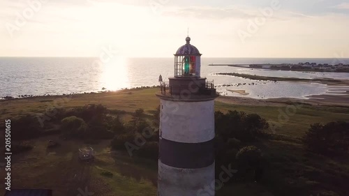 Lighthouse 10