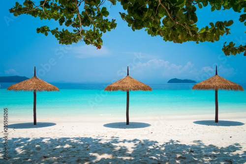 Beautiful tropical island white sand beach blue sky sunny day - Summer breeze travel holiday