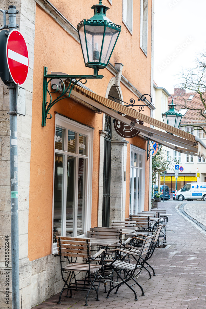 Naklejka premium HANNOVER, GERMANY- March 13, 2018 : Street view of downtown in Hannover, Germany.
