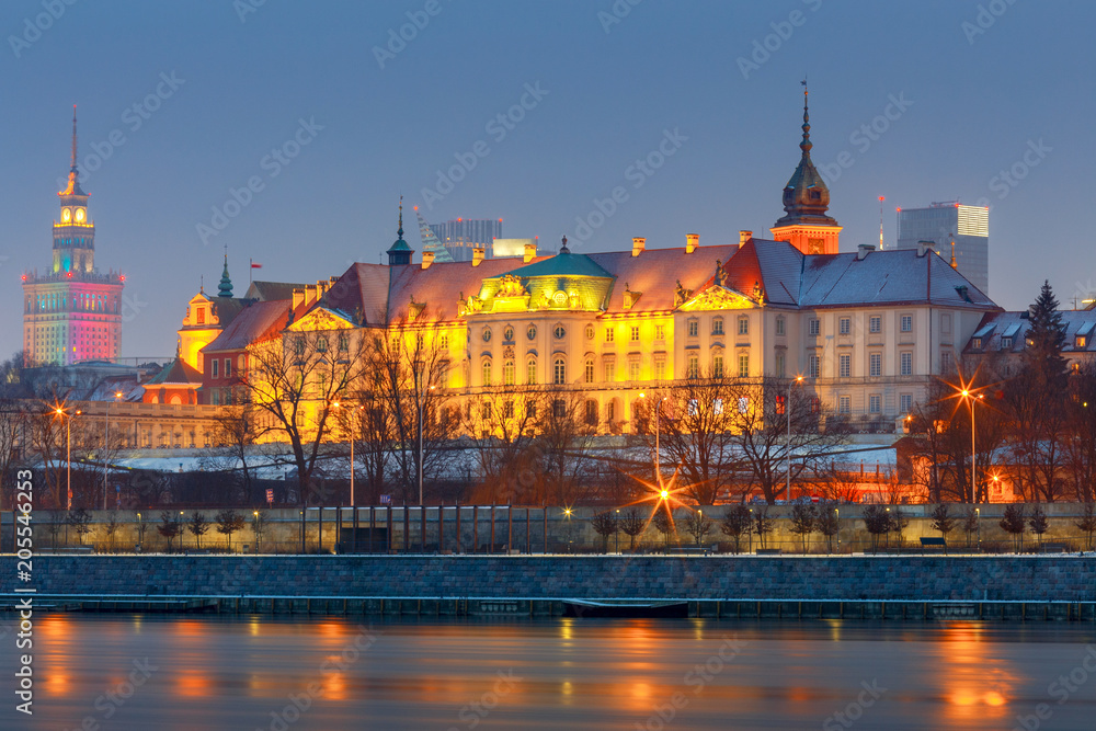 Fototapeta premium Warsaw. View of the old city at sunset.