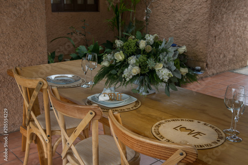 Montaje mesa restaurante