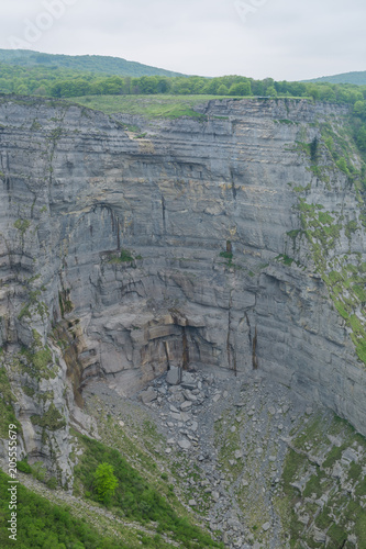 Salto del Nervión y alrededores, Monte Santiago