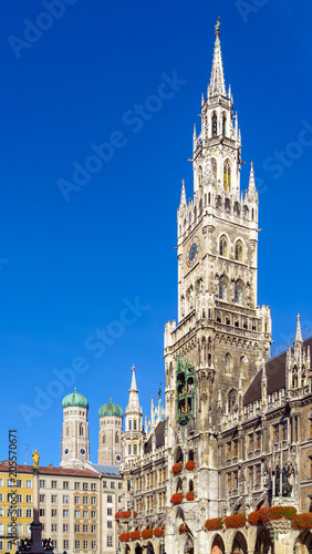 Neues Rathaus and  Frauenkirche in Munich, Bavaria, Germany © Rostislav Ageev