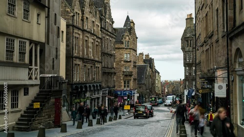 Timelapse - Edinburgh royal mile high street photo