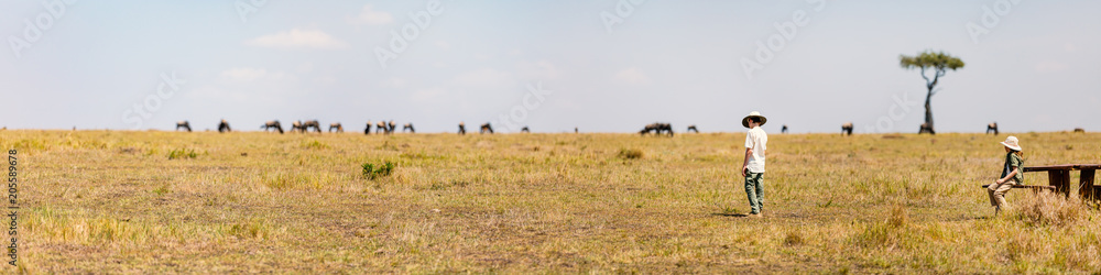 Kids witnessing great migration in Kenya Kids witnessing great migration in Kenya