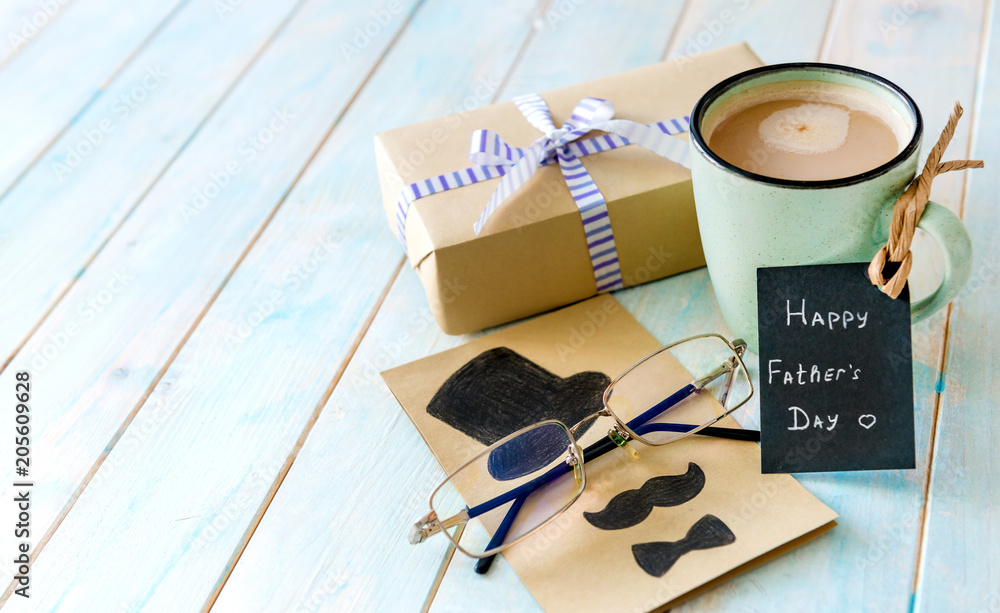 Naklejka premium Happy father's day message written by child's hands