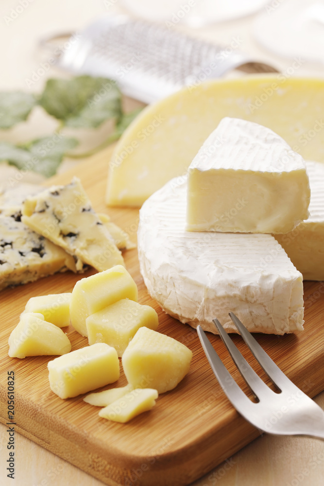 チーズの盛り合わせ　Cheese platter