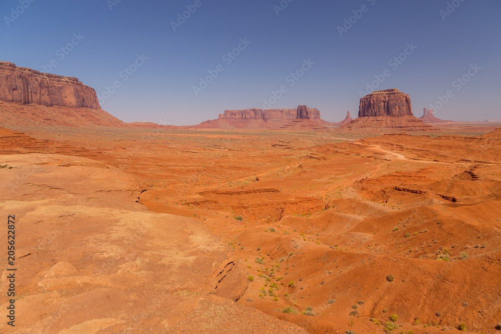 View on Merrick Butte and East Mitten Butte from John Ford's Point. View on Merrick Butte and East Mitten Butte from John Ford's Point.
