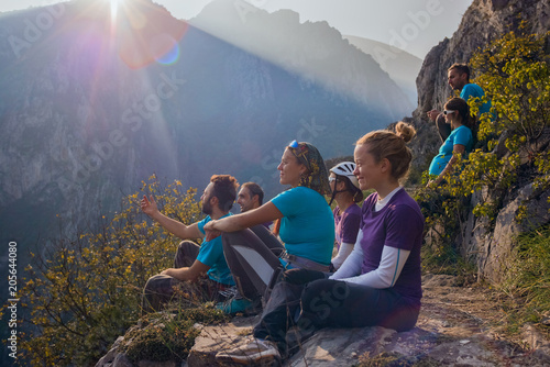 Hikers discuss tactics rise to the top