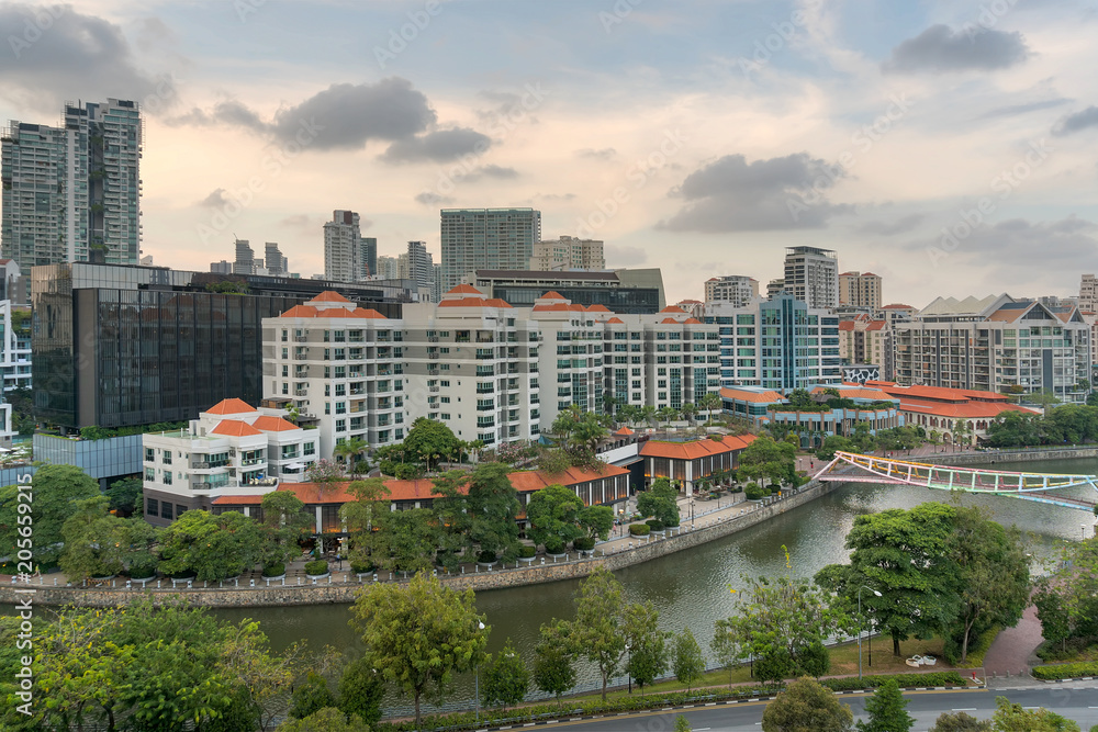 Naklejka premium Singapore Cityscape wzdłuż Robertson Quay