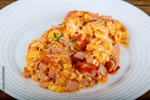 Scramble with sausages