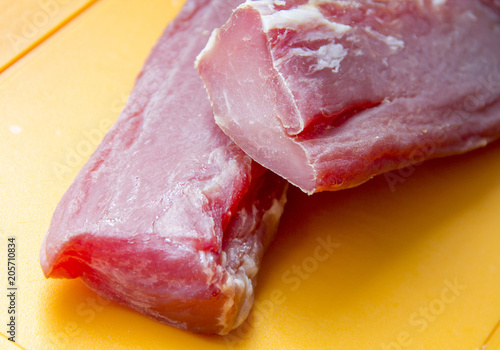 Obraz na płótnie Raw meat. The pieces are on the cutting Board w salonie