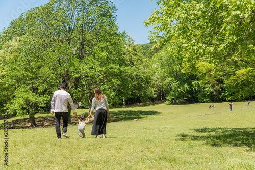 ・家族生活・公園・散歩 © shirohige