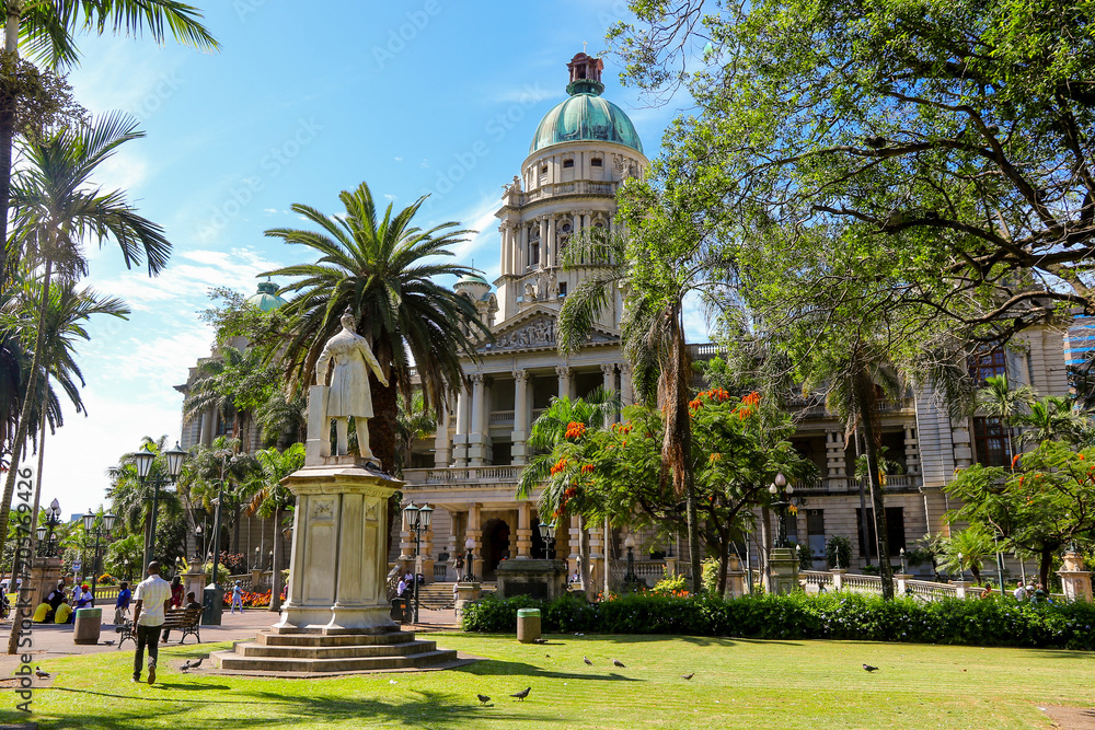 Obraz premium Durban City Hall and gardens, KwaZulu-Natal province, South Africa