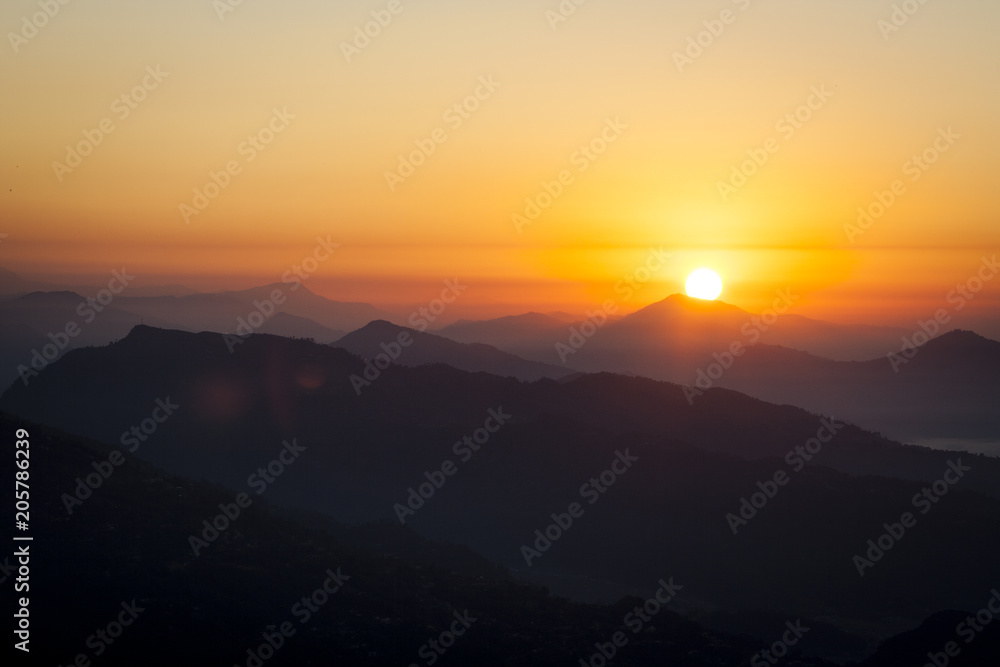 sol amanecer nepal 