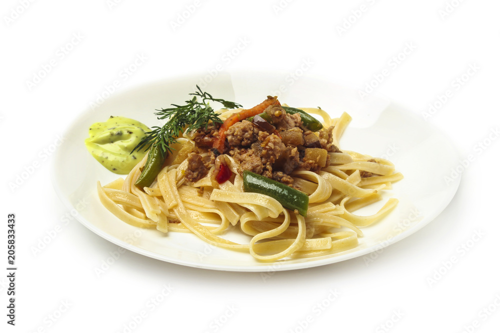 Noodles with meat and vegetables