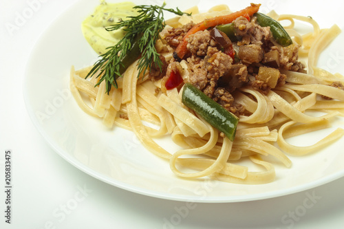 Noodles with meat and vegetables