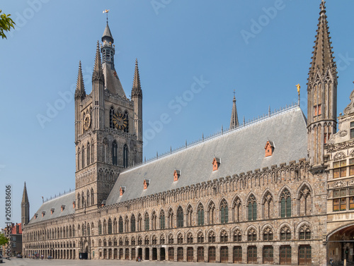 Fényképezés Cloth hall at Ypres Belgium