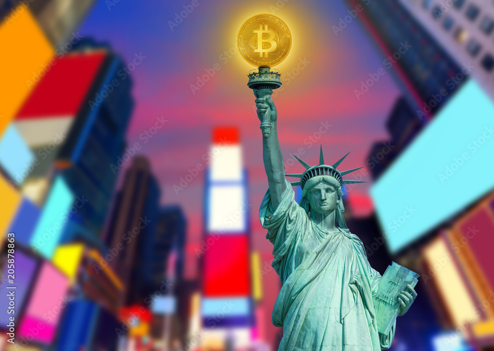 Obraz premium New york skyline with liberty holding bitcoin