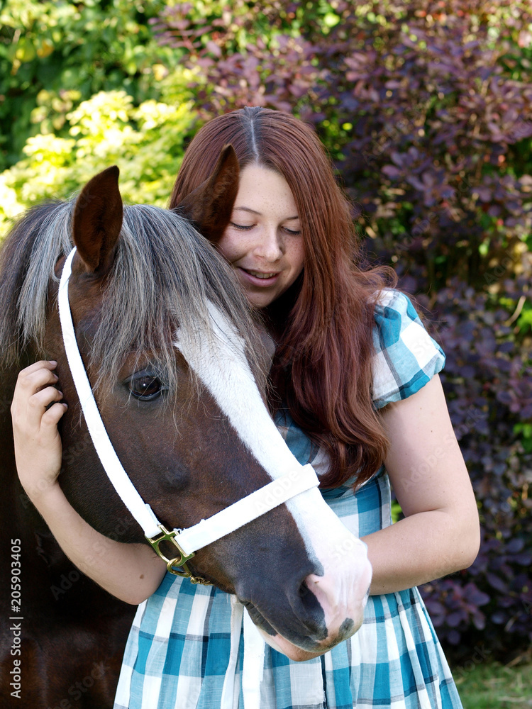 Obraz premium Pretty Girl and Horse