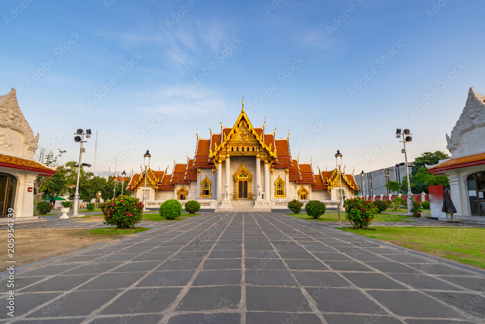 Wat Benchamabophit the marble temple in Bangkok, Thailand Wat Benchamabophit the marble temple in Bangkok, Thailand