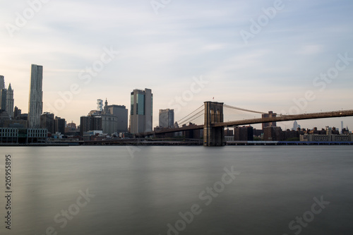 New York con ponte di Brooklyn
