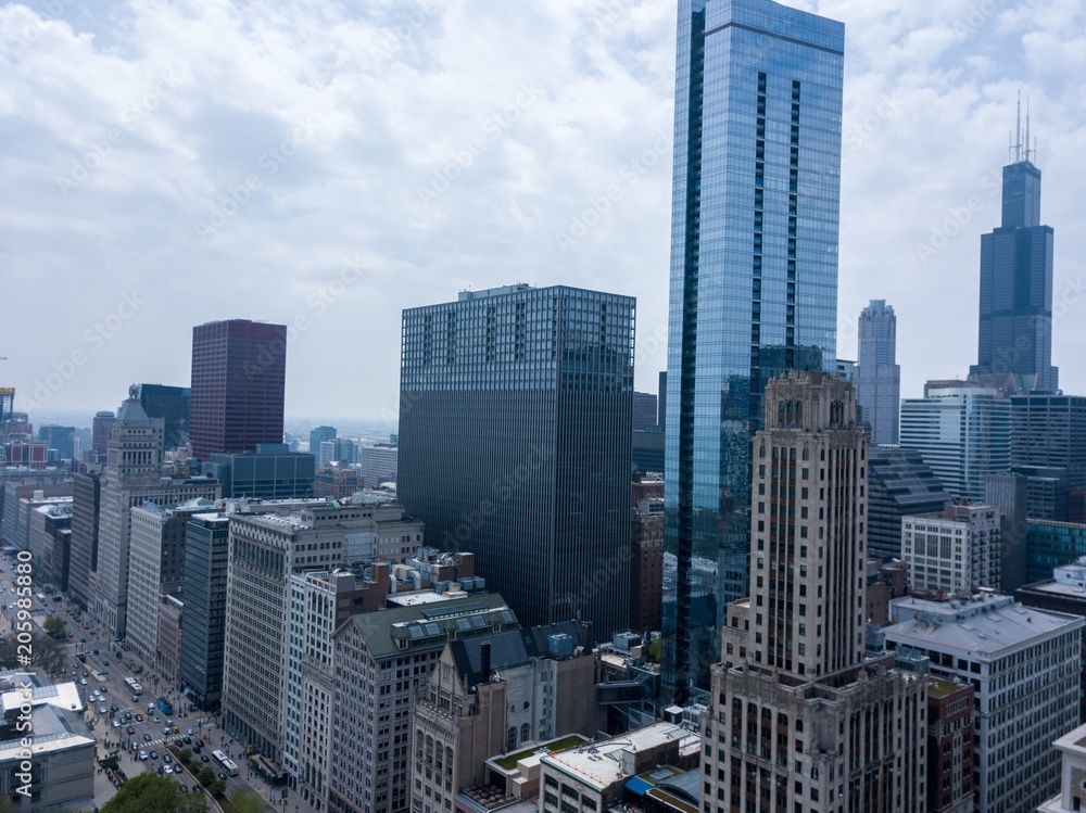 Obraz premium Beautiful aerial view of the Skyscraper buildings in the city of Chicago