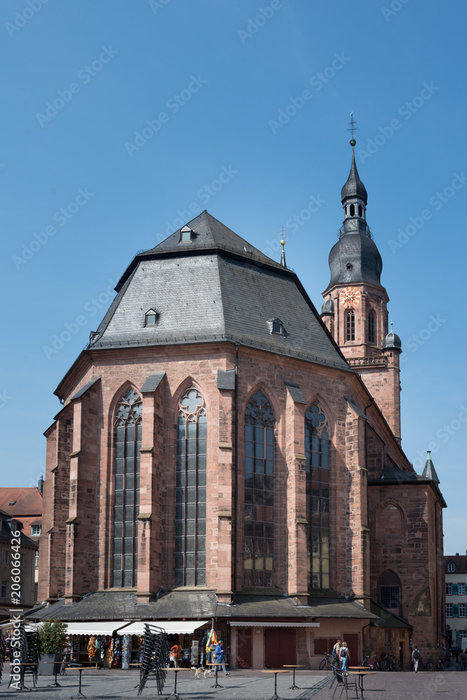 En Alemania: Iglesia del Espíritu Santo (Heiliggeistkirche), iglesia en la ciudad de Heidelberg;.