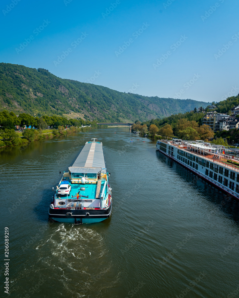 Naklejka premium Mosel schifffahrt