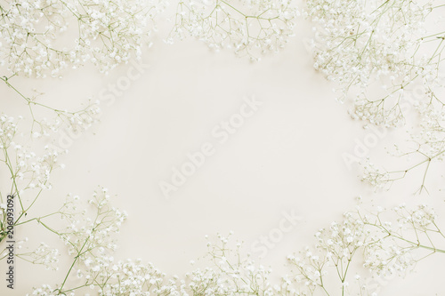 Foto Frame with copy space of white gypsophila flower bouquet pattern