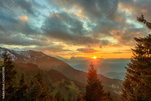 Sonnenuntergang in den Alpen