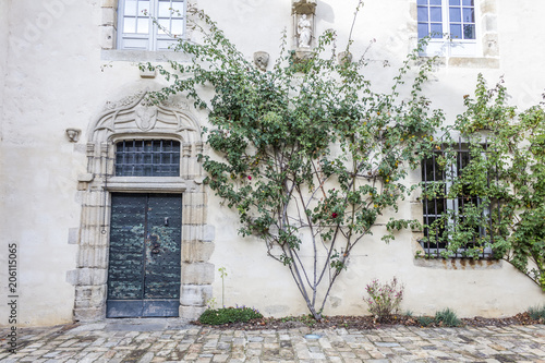 France - House 