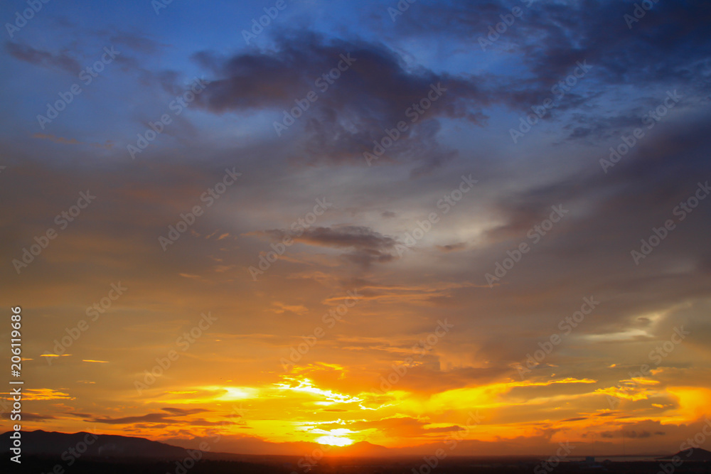 Obraz premium Beautiful sky at twilight times for background