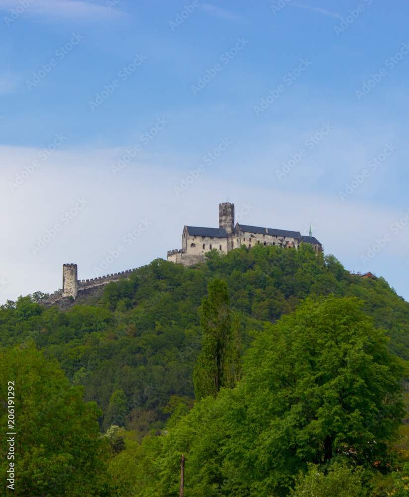 Panoramic view of Bezdez castle (4)