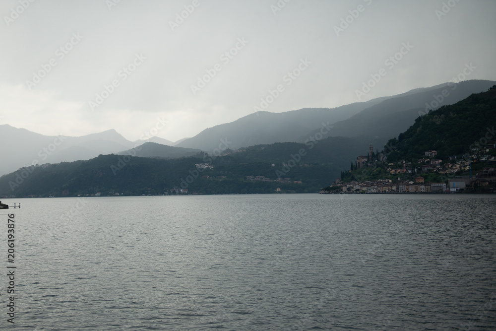 Tessin, Schweiz, Ticino, - Blick auf  Morcote am Lunganersee