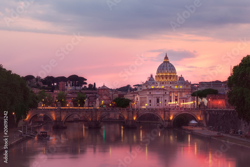 Vatican Sunset © Kino Alyse
