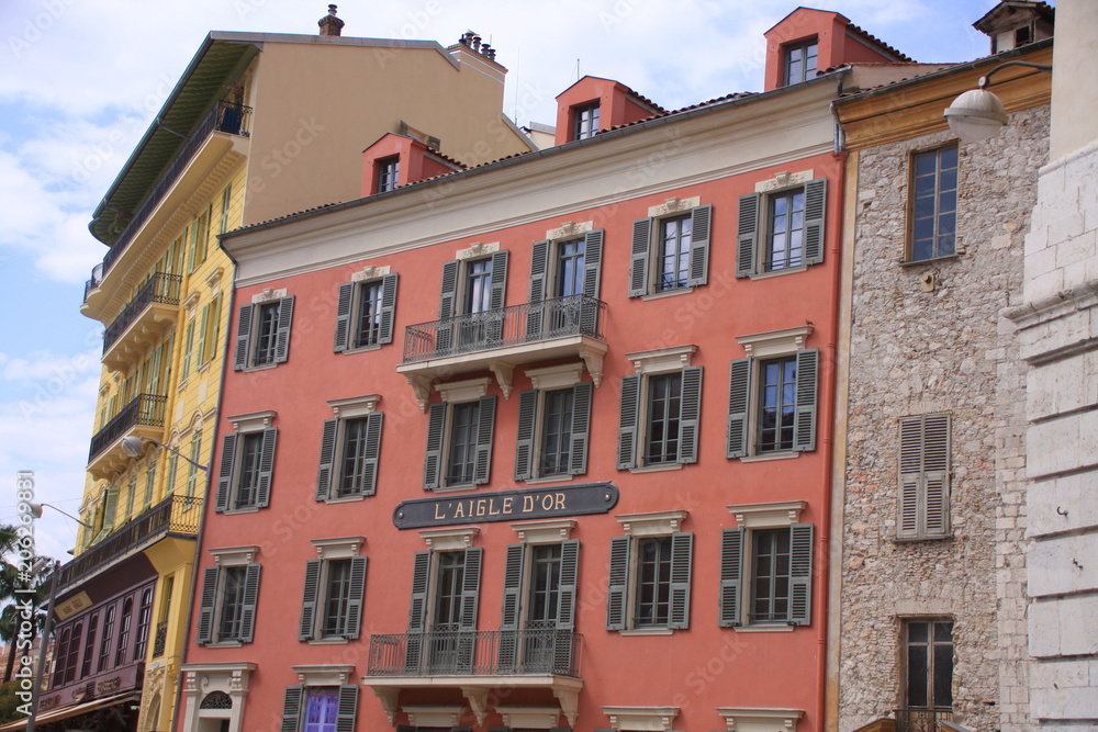 Fototapeta premium dans le vieux Nice