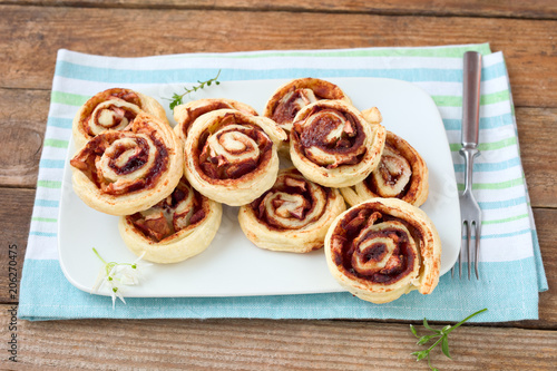 Blätterteig-Schnecken photo