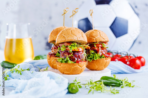 Weltmeister Burger brot in Ball form photo