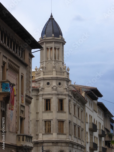 Vic ​ es un municipio español, capital de la comarca de Osona, situado en la provincia de Barcelona (Cataluña, España)