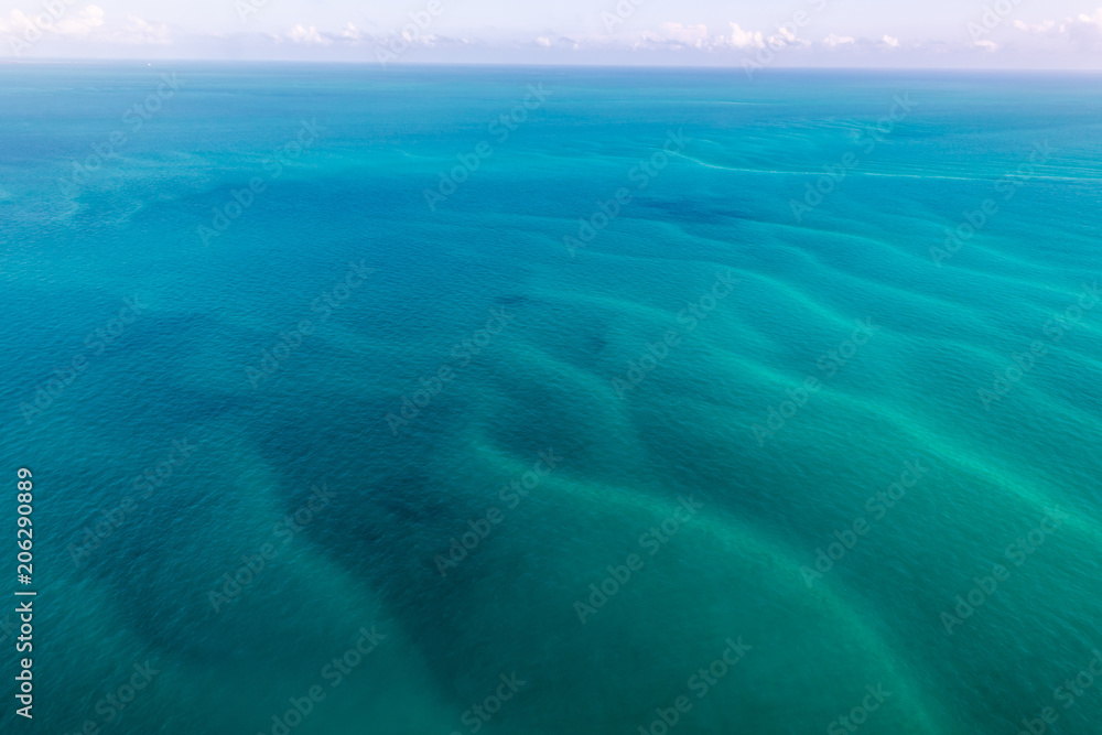 Obraz premium Sand Waves of the Caribbean